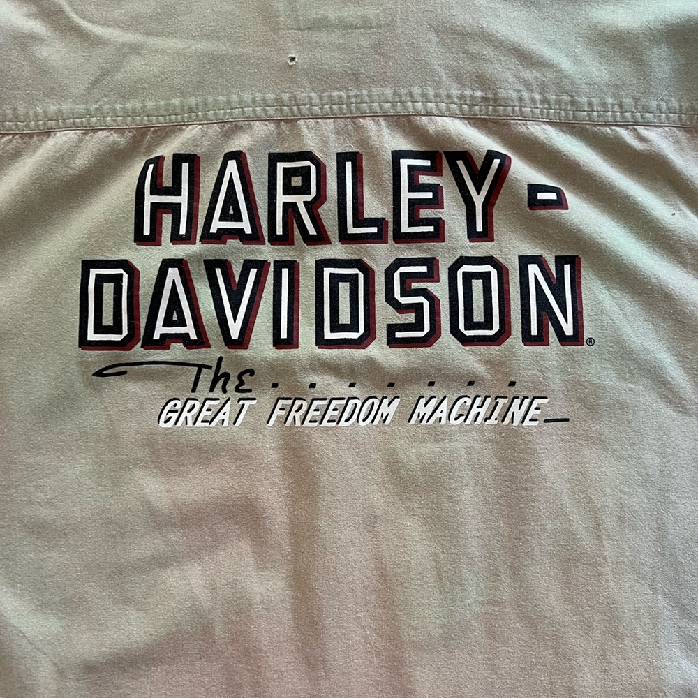 mens Harley Davidson button up shirt - Picture 6 of 7